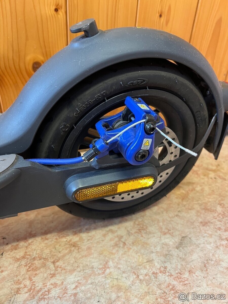 Xiaomi Mi SCOOTER 3,ZÁNOVNÍ - 2