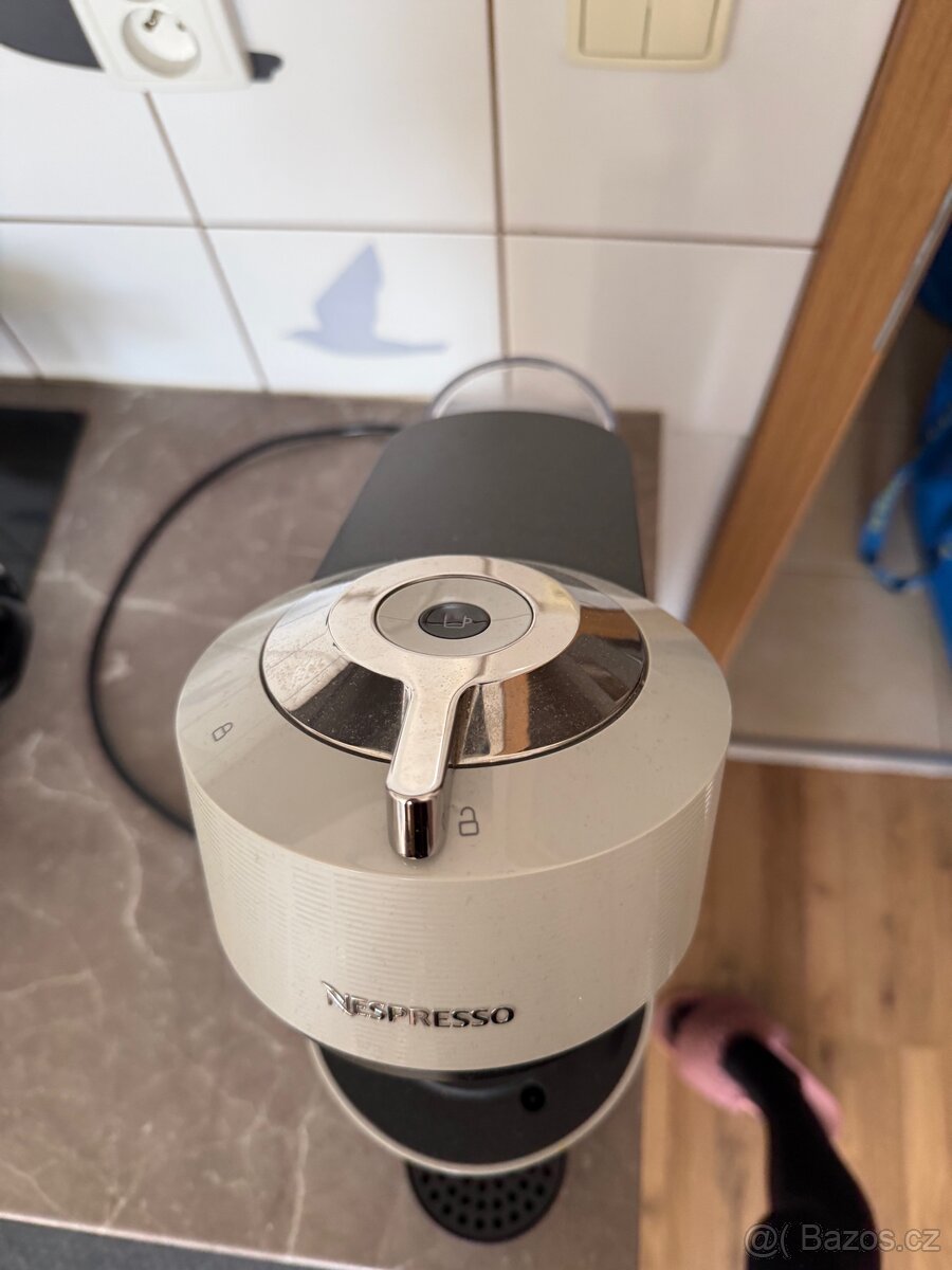 Nespresso Vertuo kávovar - 2
