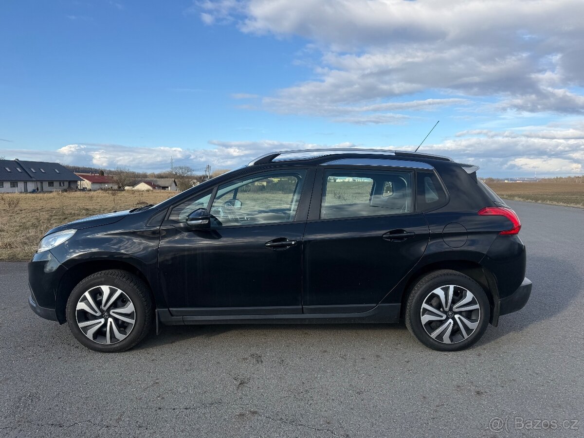 Peugeot 2008 1,2 benzin stk 05/2027 - 2