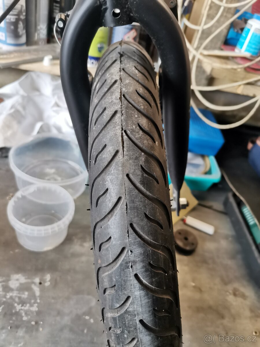 zánovní koloběžka pro juniora - 2