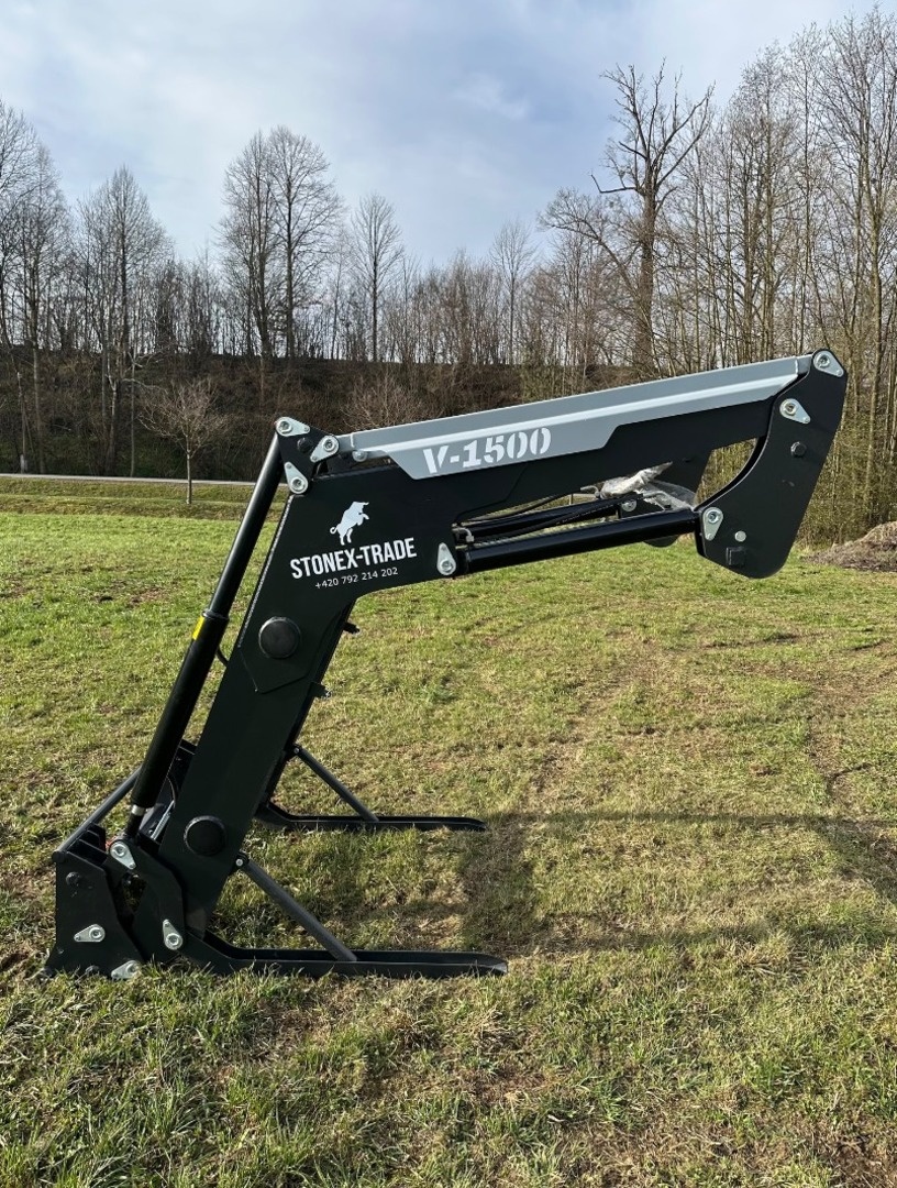 Čelní nakladač HYDRATRAC 1500 - 2