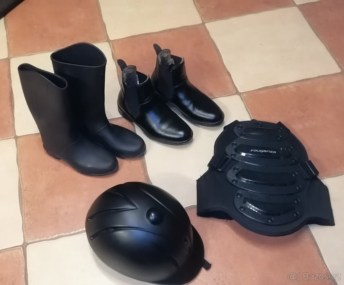 Výbava na koně - 2