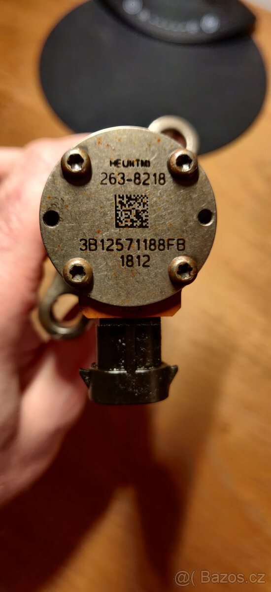 Vstřikovače CAT C7 557-7627 - 2