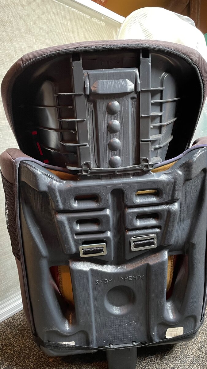 Autosedačka bez isofixu - 2