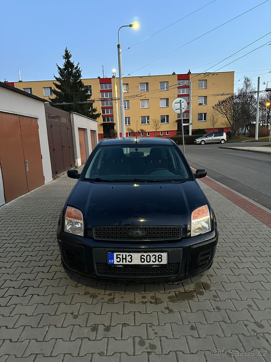 Ford Fusion 1.4 - 2