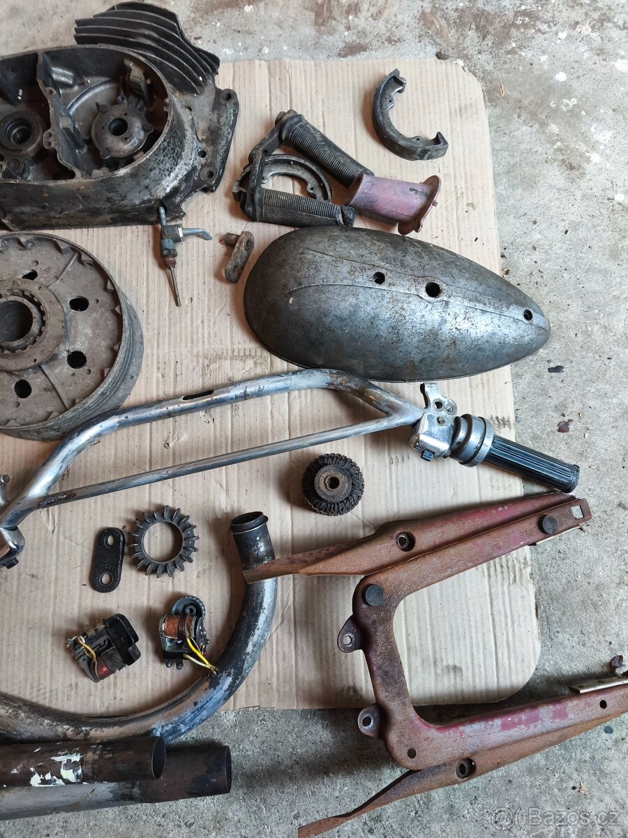 Díly Jawa kývačka - 2