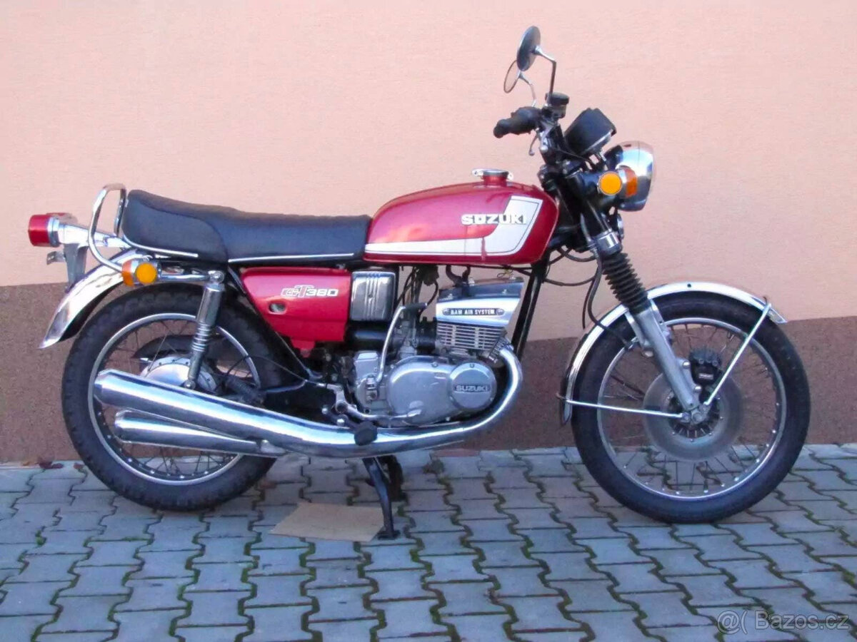 Suzuki GT380 - 2