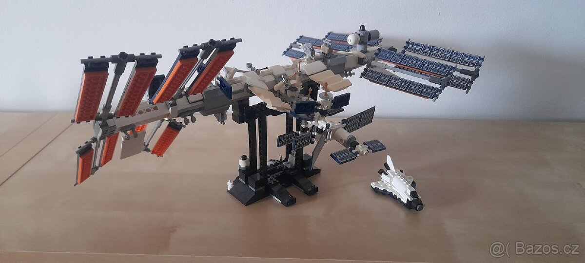Lego vesmírná stanice. - 2