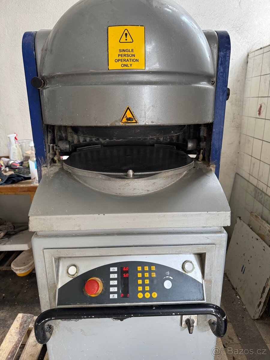 DĚLIČKA TĚSTA DR AUTOMAT DAUB - 2