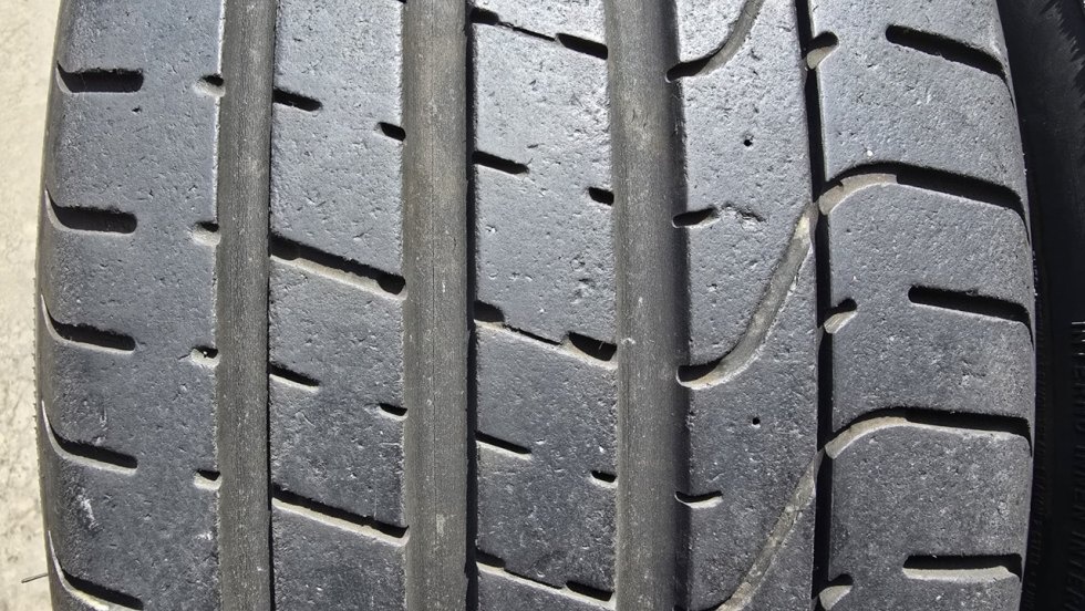 Letní pneu 245/35/20 Pirelli - 2
