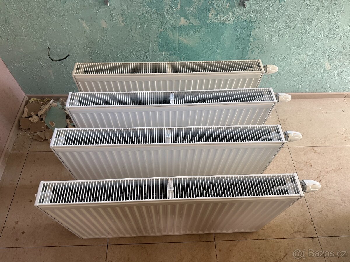 Korado Radik 100/600, typ 22 + Hlavice - 2