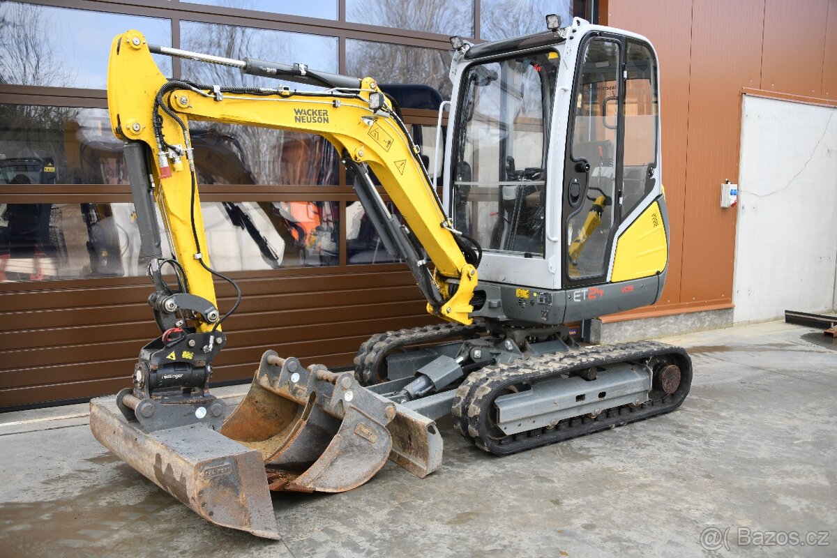 Pronájem minibagru Wacker Neuson ET24 - 2