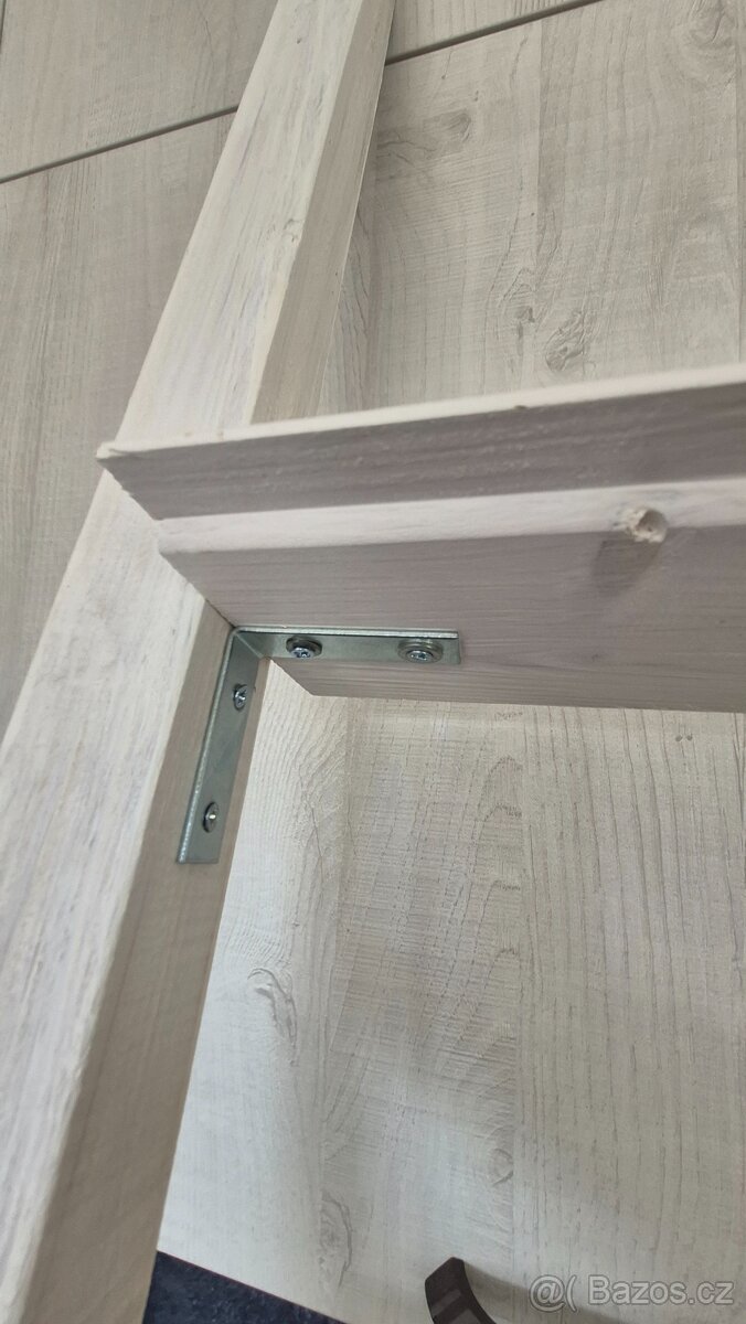 Regály do francouzského okna nebo do balkonových dveří - 2