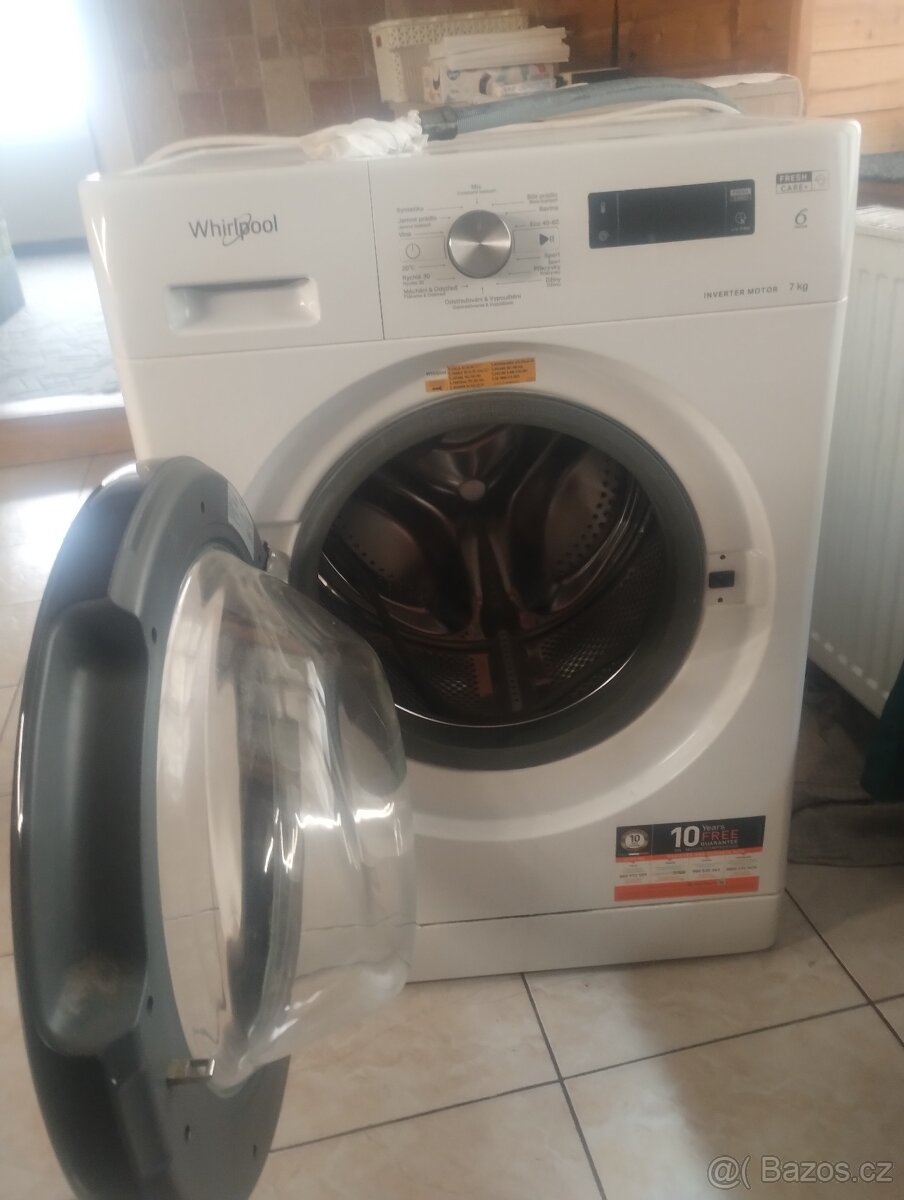Prodám pračku Whirlpool v záruce - 2