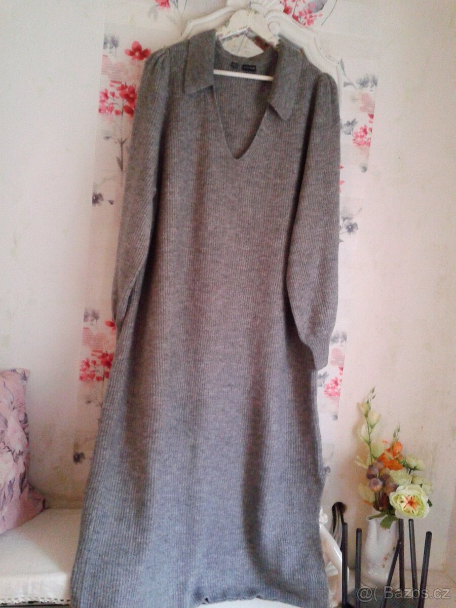 Teplé delší midi šaty 48/52 REZERVACE - 2
