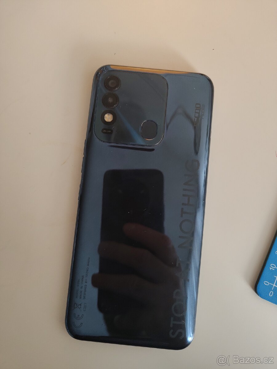 Tecno Spark 8 4/64Gb Dobrý stav - 2