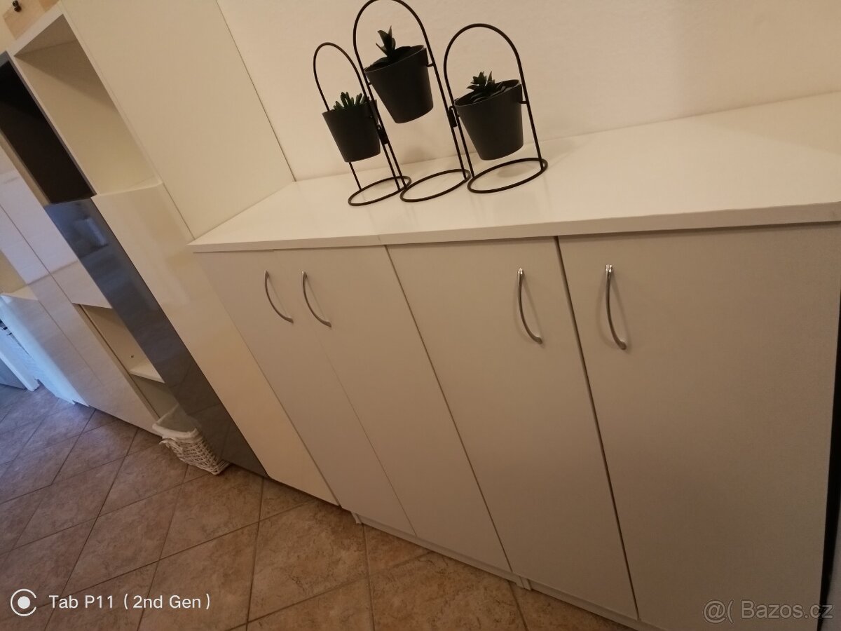 Koupelnový nábytek - 2