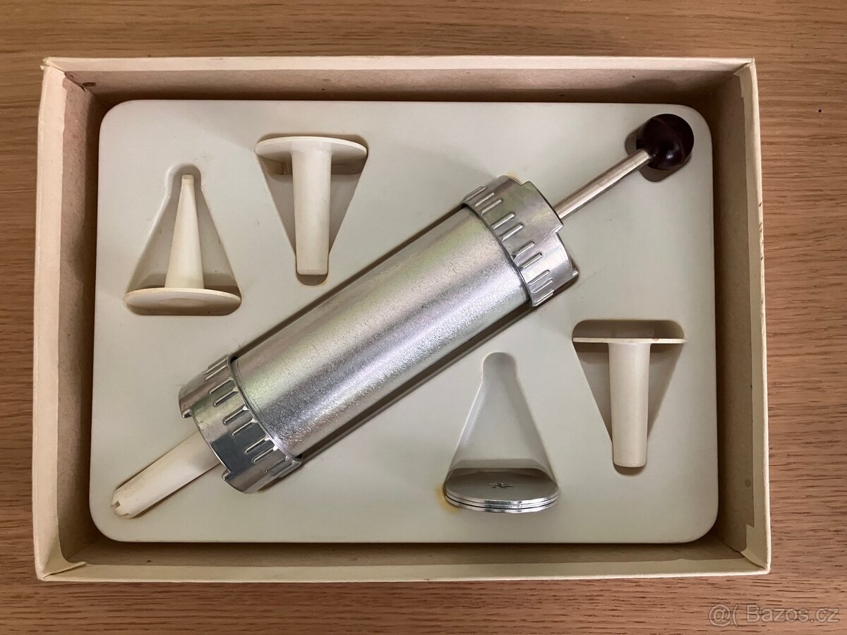 Retro zdobička na dorty - 2