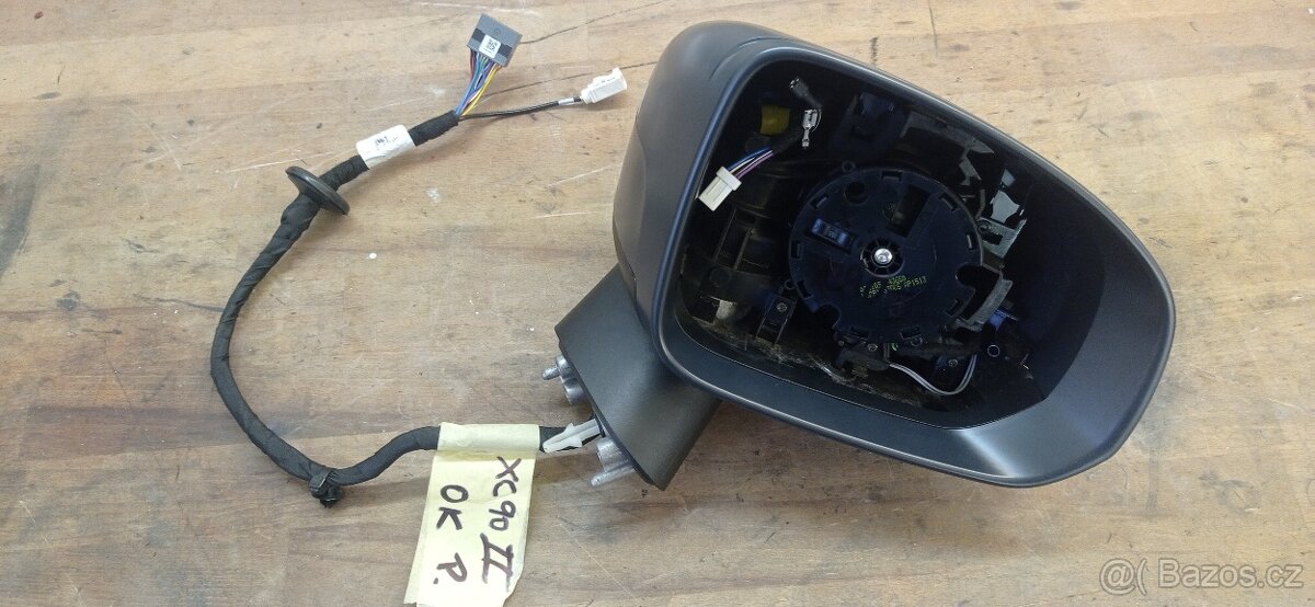 Pravé zrcátko Volvo XC90II. - 2