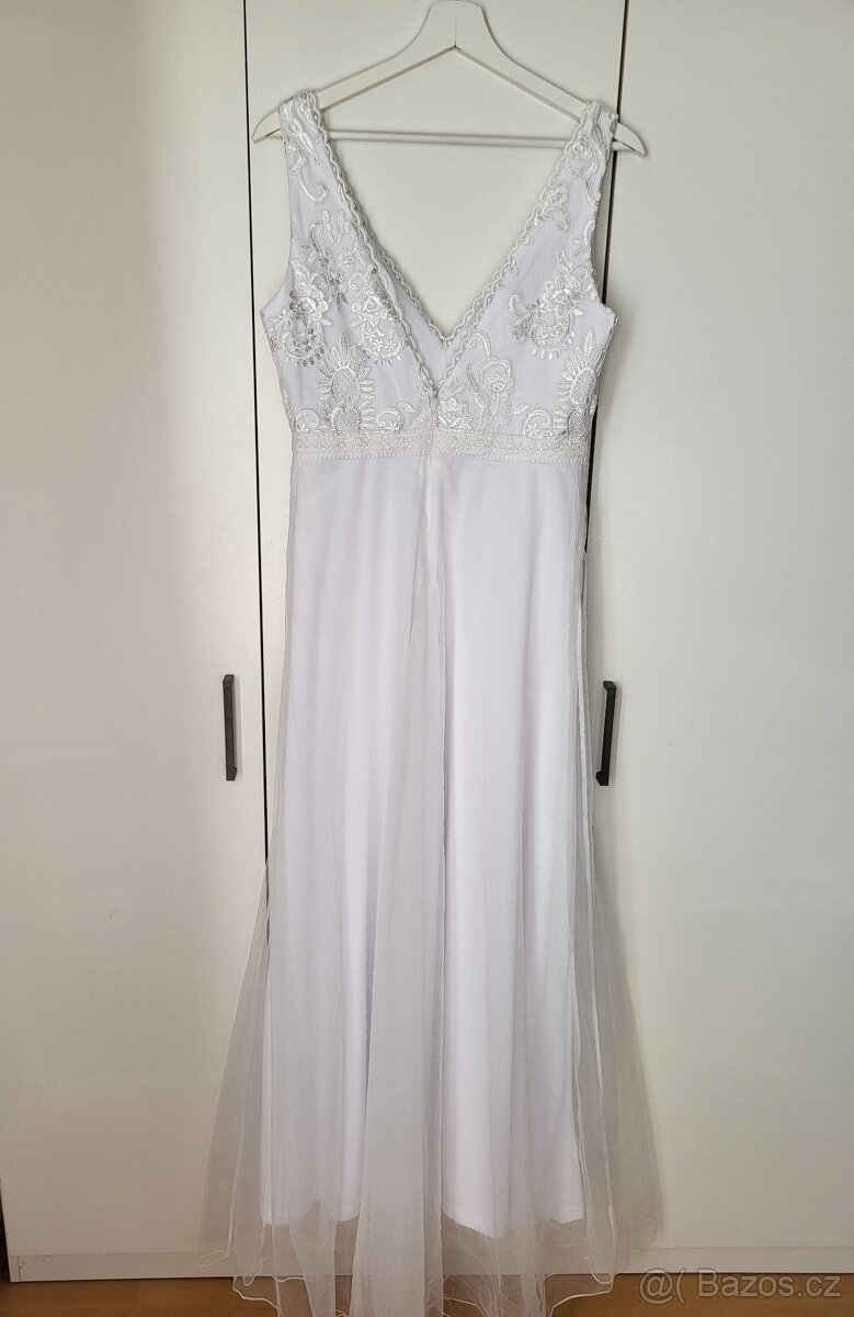 Nové krajkové bílé šaty - 2