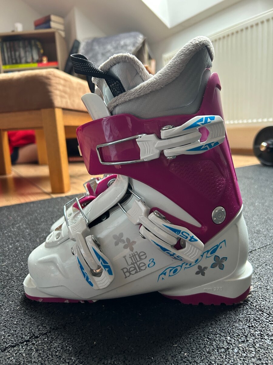 Dětské lyže a přeskáče - 2