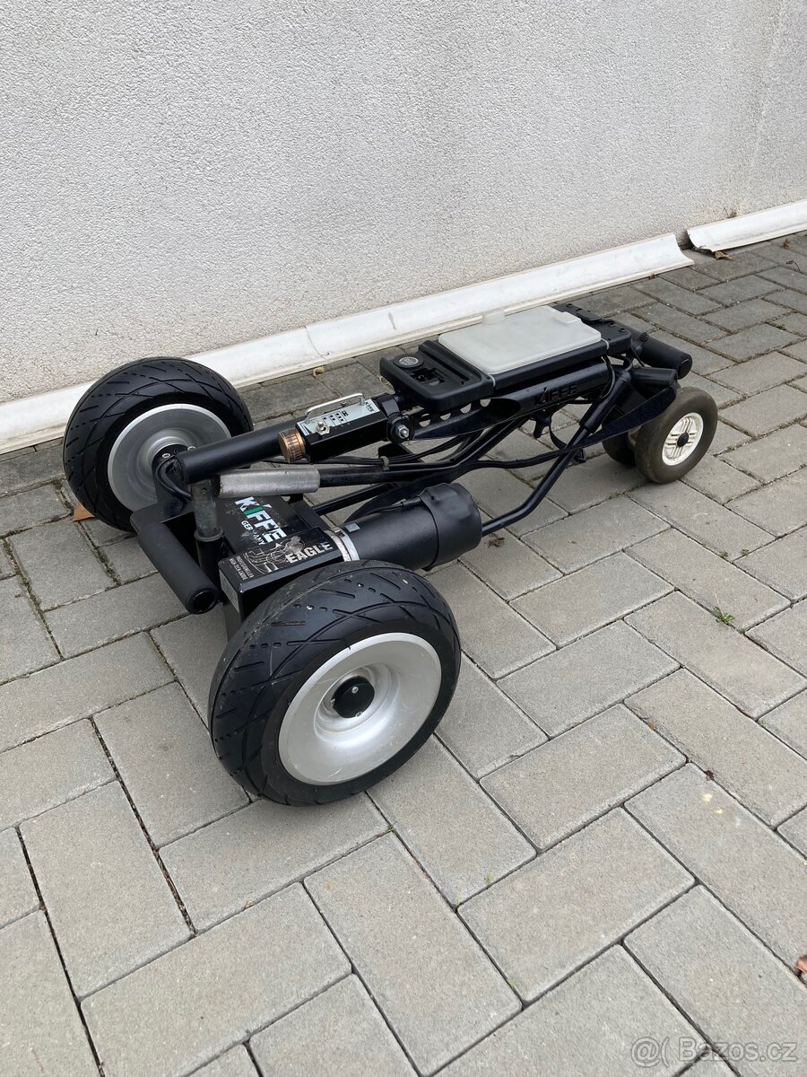 Elektricky golfovy vozik Kiefe - 2