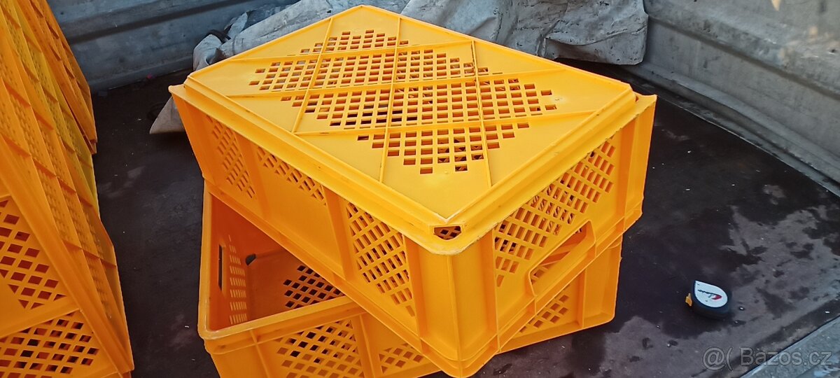 Plastové přepravky / bedny - 2