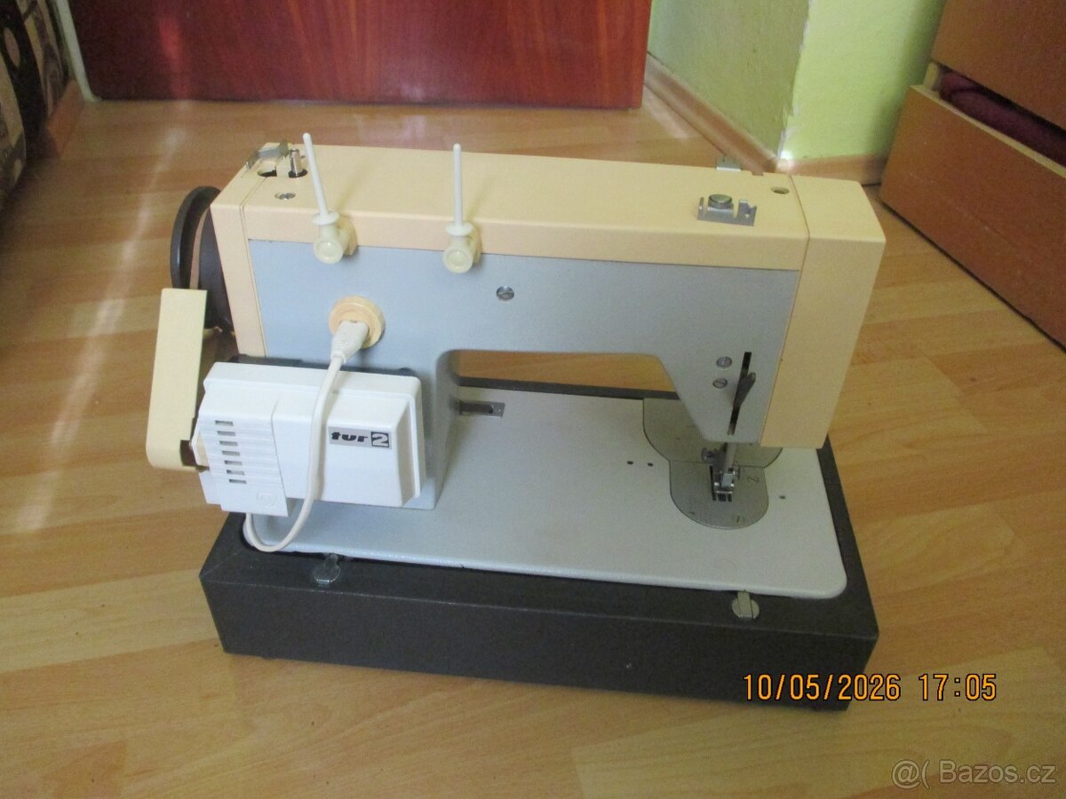 Přenosný šicí stroj Veritas - 2
