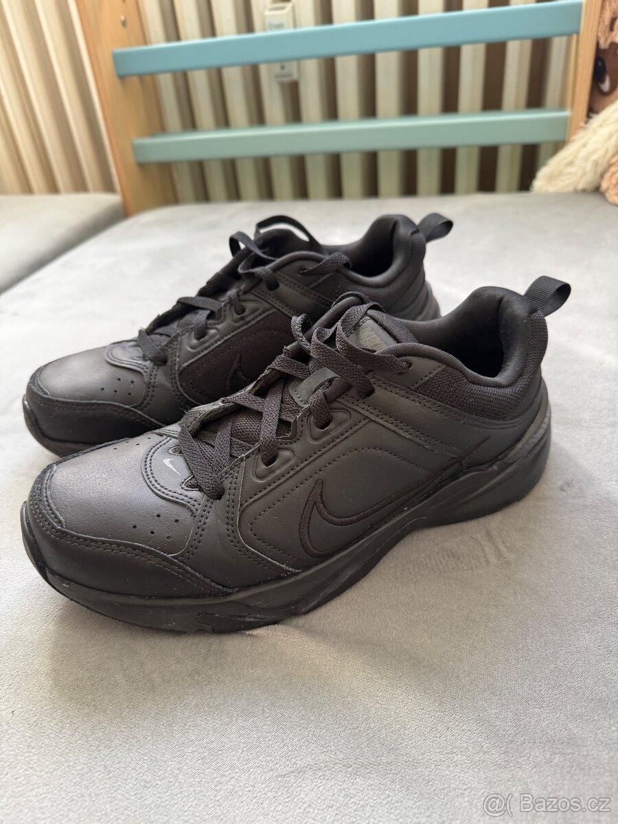 Boty Nike DEFY all day 42 - 2