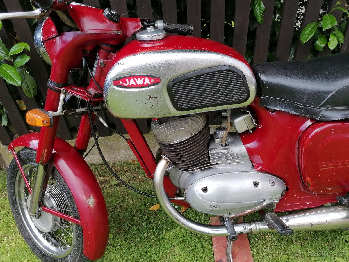 Jawa 250/592 - 2