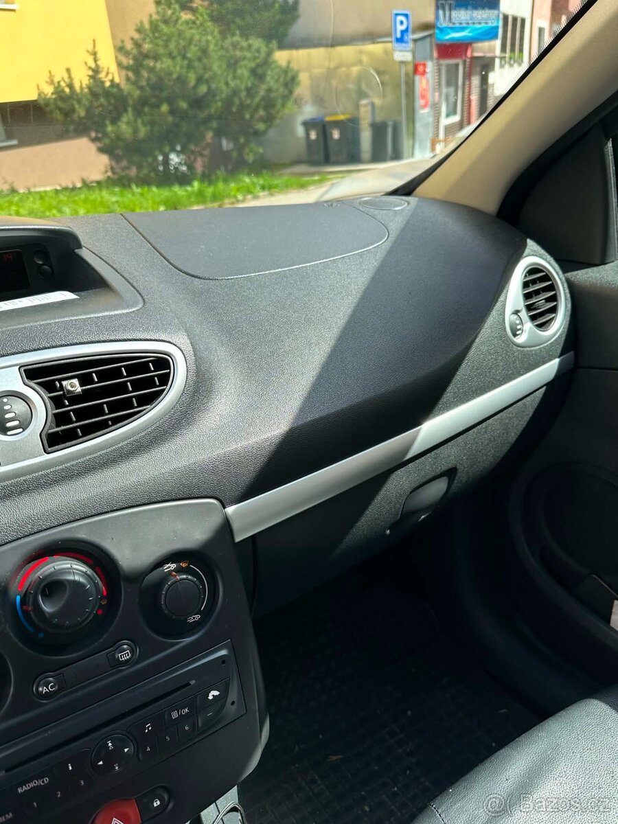 Renault Clio 2 - 2