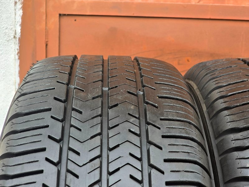 Letní Michelin 215/65/16C - 2