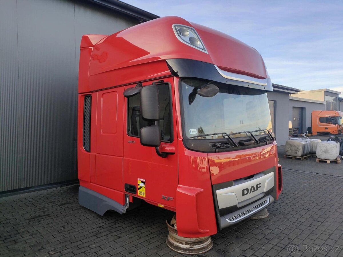 Kabina DAF XF 106 LIFT - 2