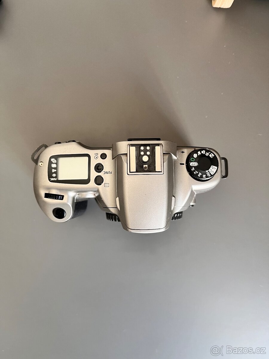 Canon EOS 3000N - 2