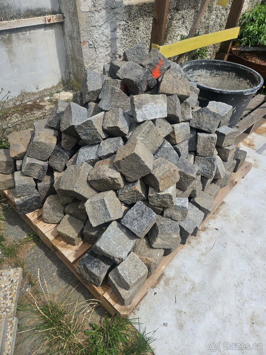 Žulové kostky - 2