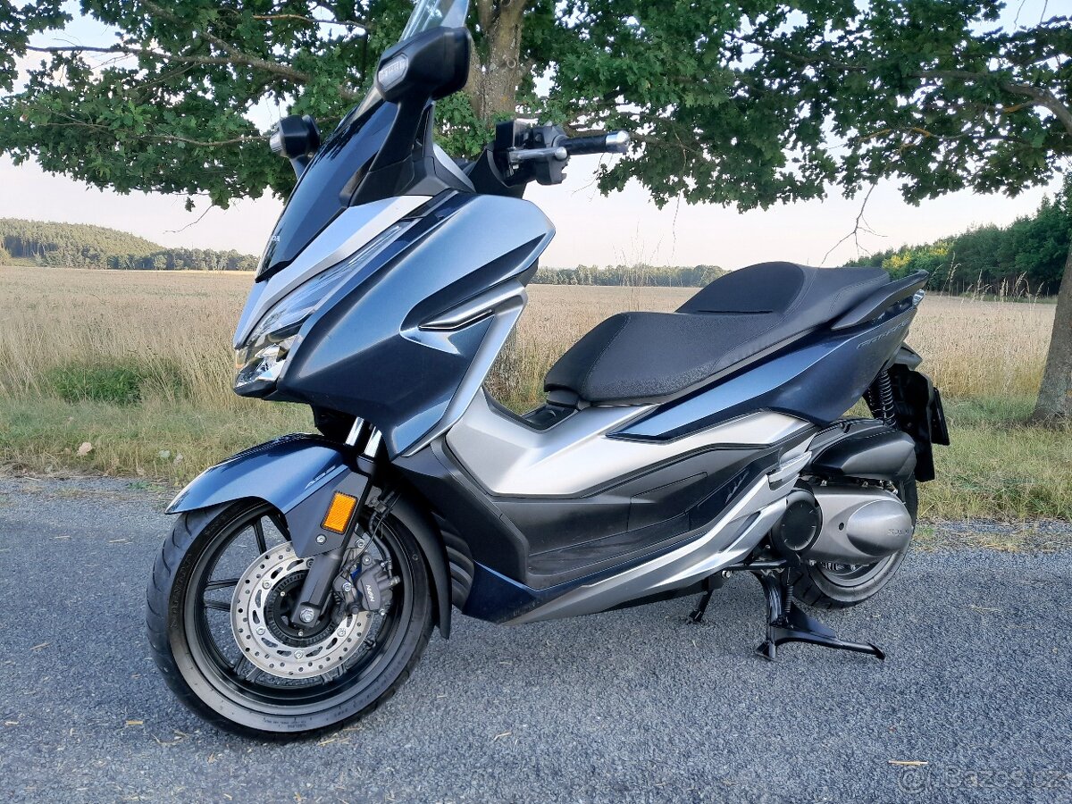 Honda Forza 300i ABS - 2