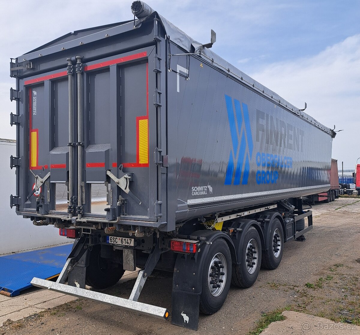 SCHMITZ SKI 24 53cbm - sklápěcí návěs - 2