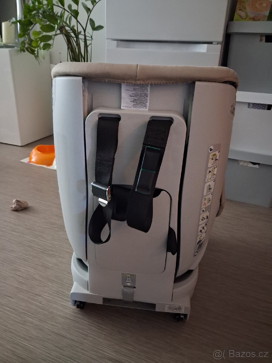Autosedačka BRITAX Römer trifix - 2