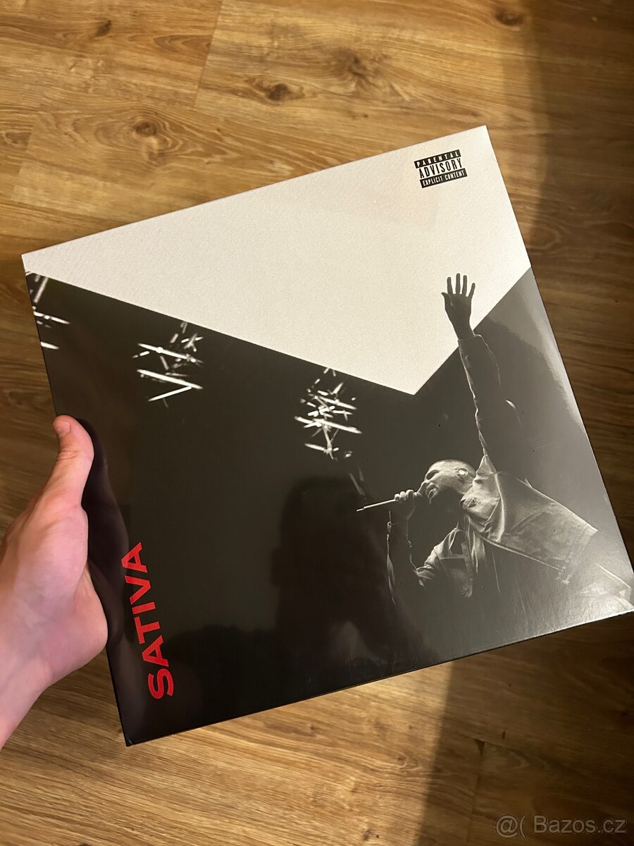 Ektor - Sativa vinyl s podstavcem - 2