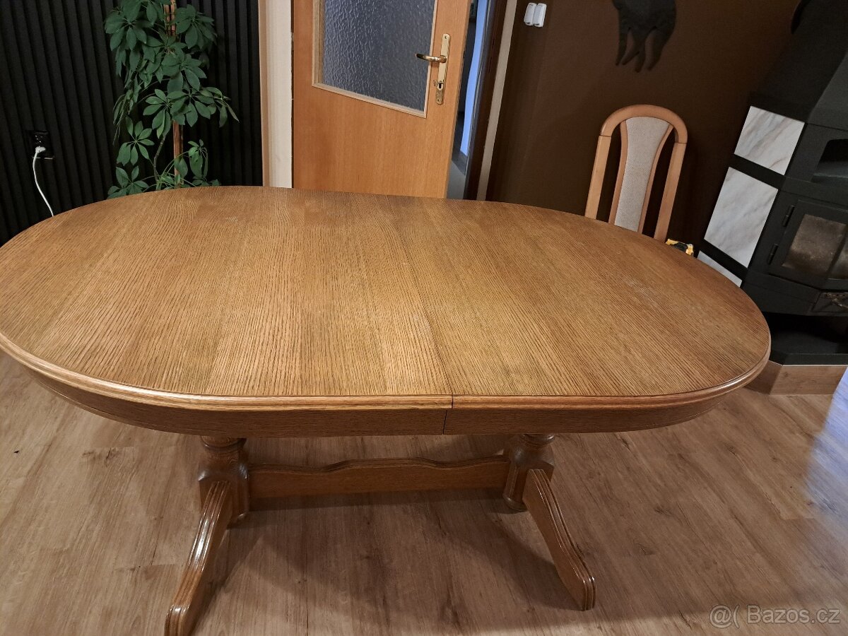 Rustikální jídelní stůl - 2