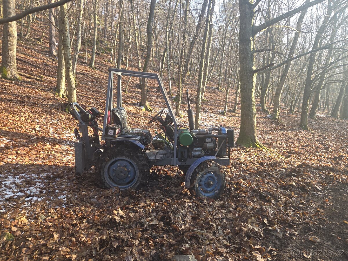 Malotraktor Zetor 2011 - 2