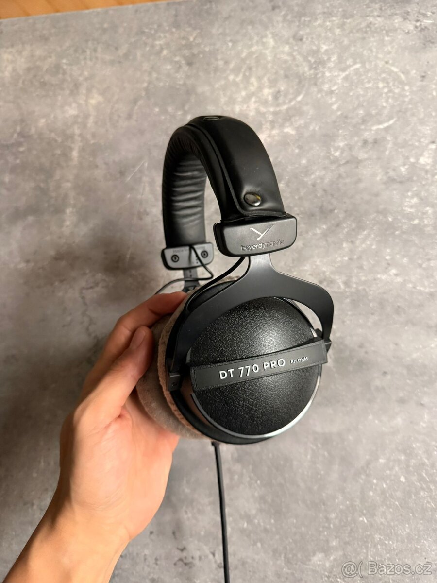 Sluchátka Beyerdynamic DT 770 PRO 80 Ohm - 2