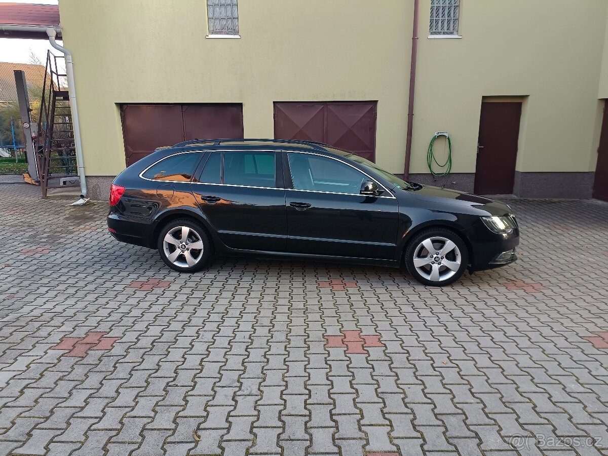 Superb 2.0 Tdi 103 kW DSG combi Elegance - 2