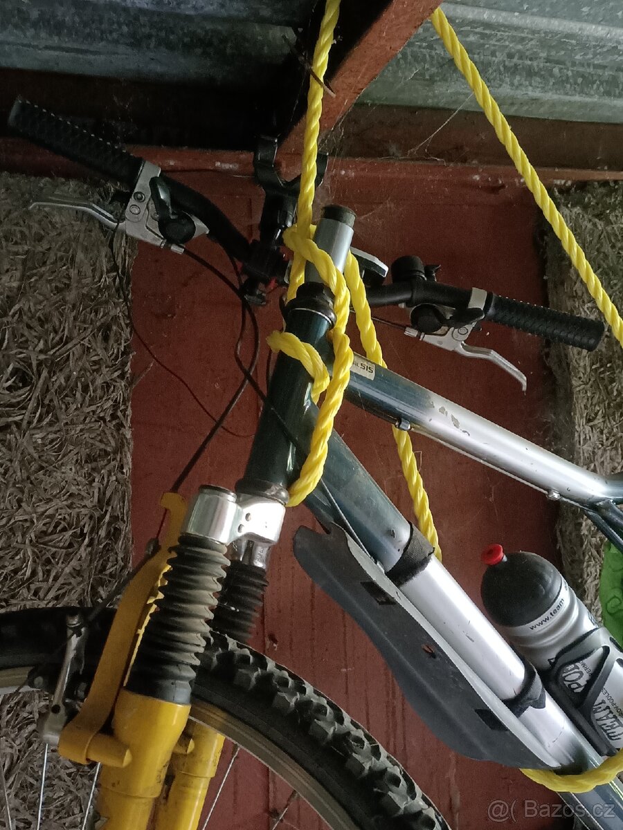 Horské kolo + doplňky - 2