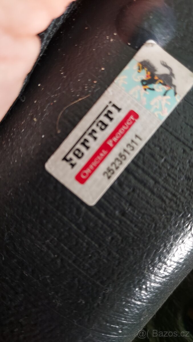 Podsedak, autosedačka Ferrari - 2