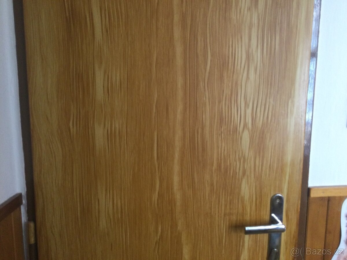 dveře dřevo - 2
