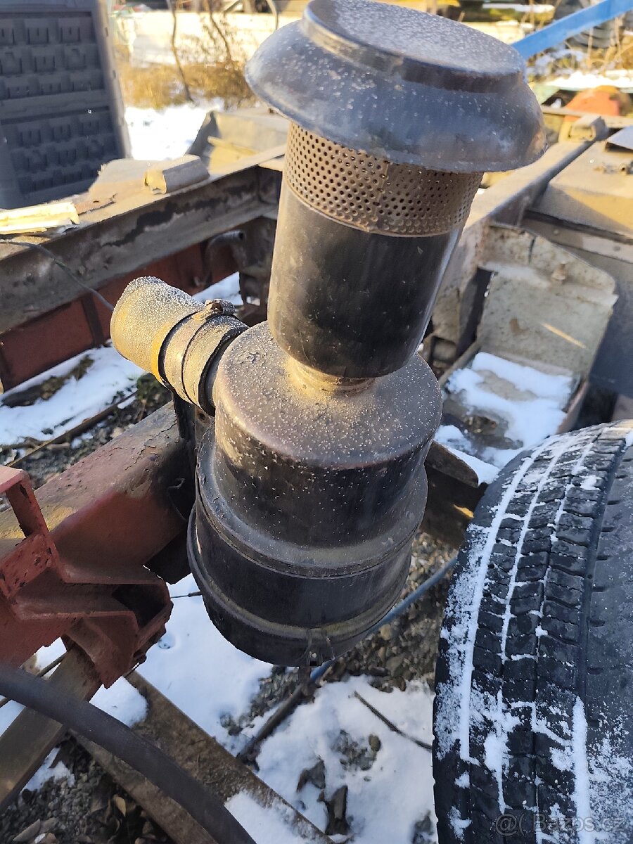 Vzduchový filtr Multicar - 2