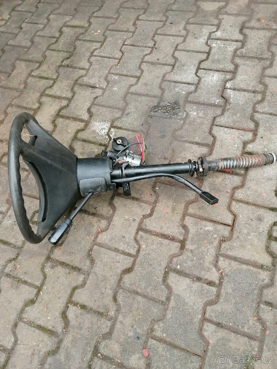 Volant+spinačka Mercedes W123 piano - 2