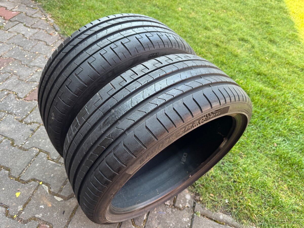 2 letní Pirelli pzero 245/35ZR20 91Y - 2