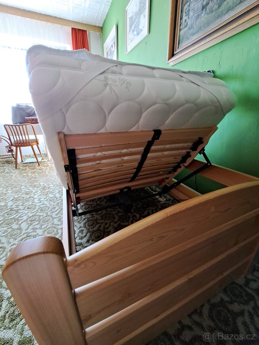 Pečovatelské lůžko - 2